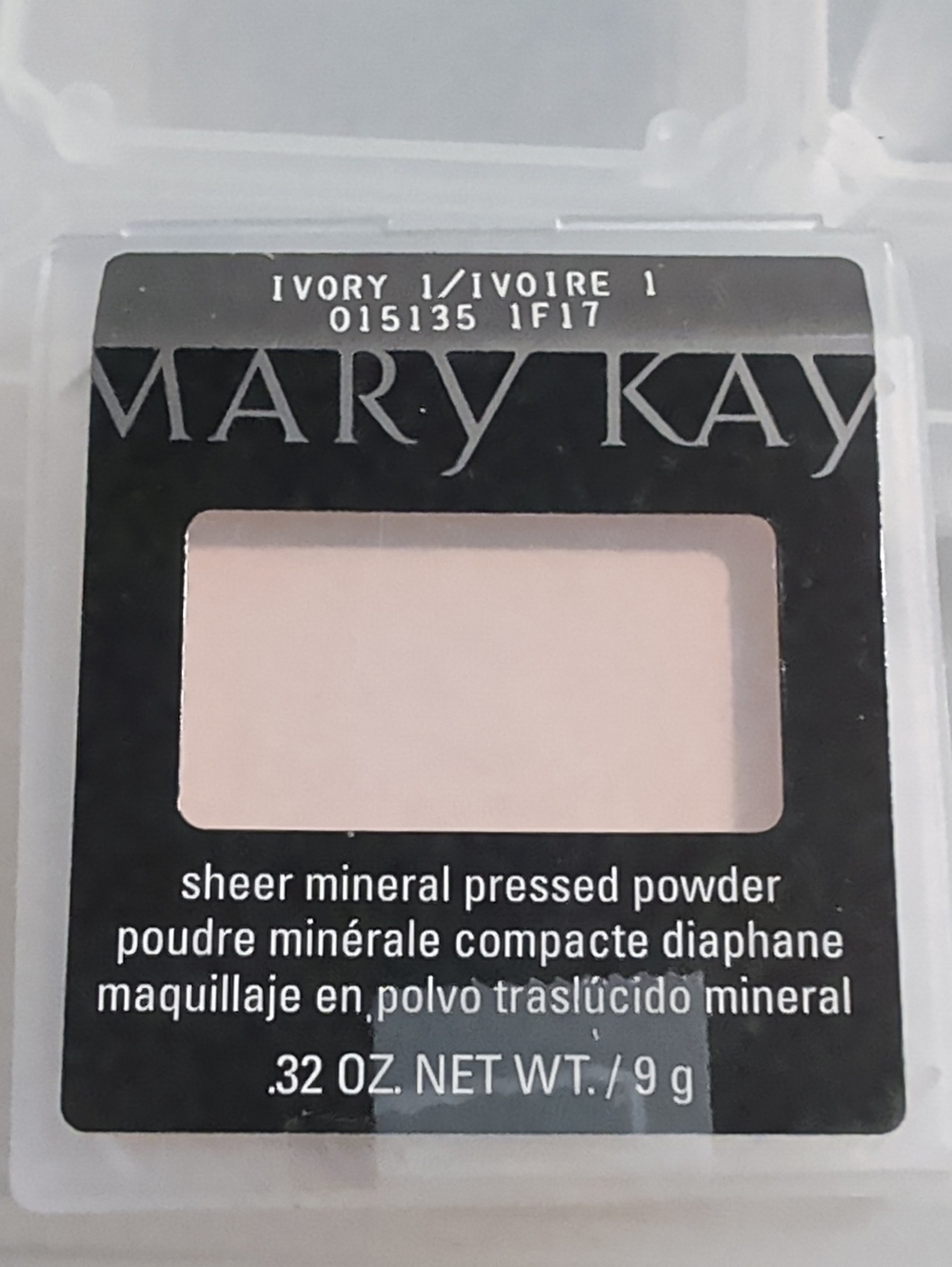 Mary Kay Sheer Mineral Pressed Powder - Ivory (Light Beige)